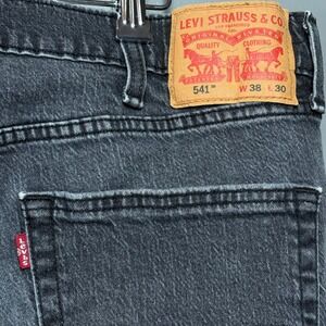 Levi's 541 Athletic Fit Jeans Mens W38 L30 FITS 38x27 Gray Denim Relaxed Comfort